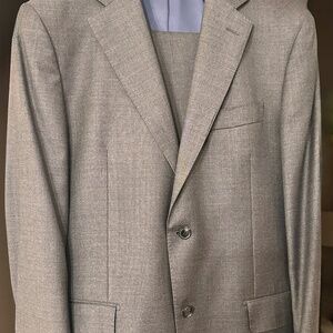 Dark Grey Tailored Fit Havana Suit 42L + garment bag